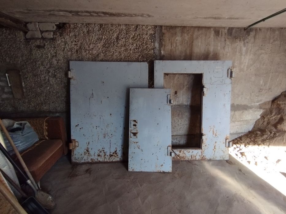 Ворота гаражные железные