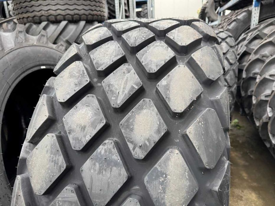 Anvelope noi cu 12 pliuri 23.1-26 marca CEAT pt cilindru compactor