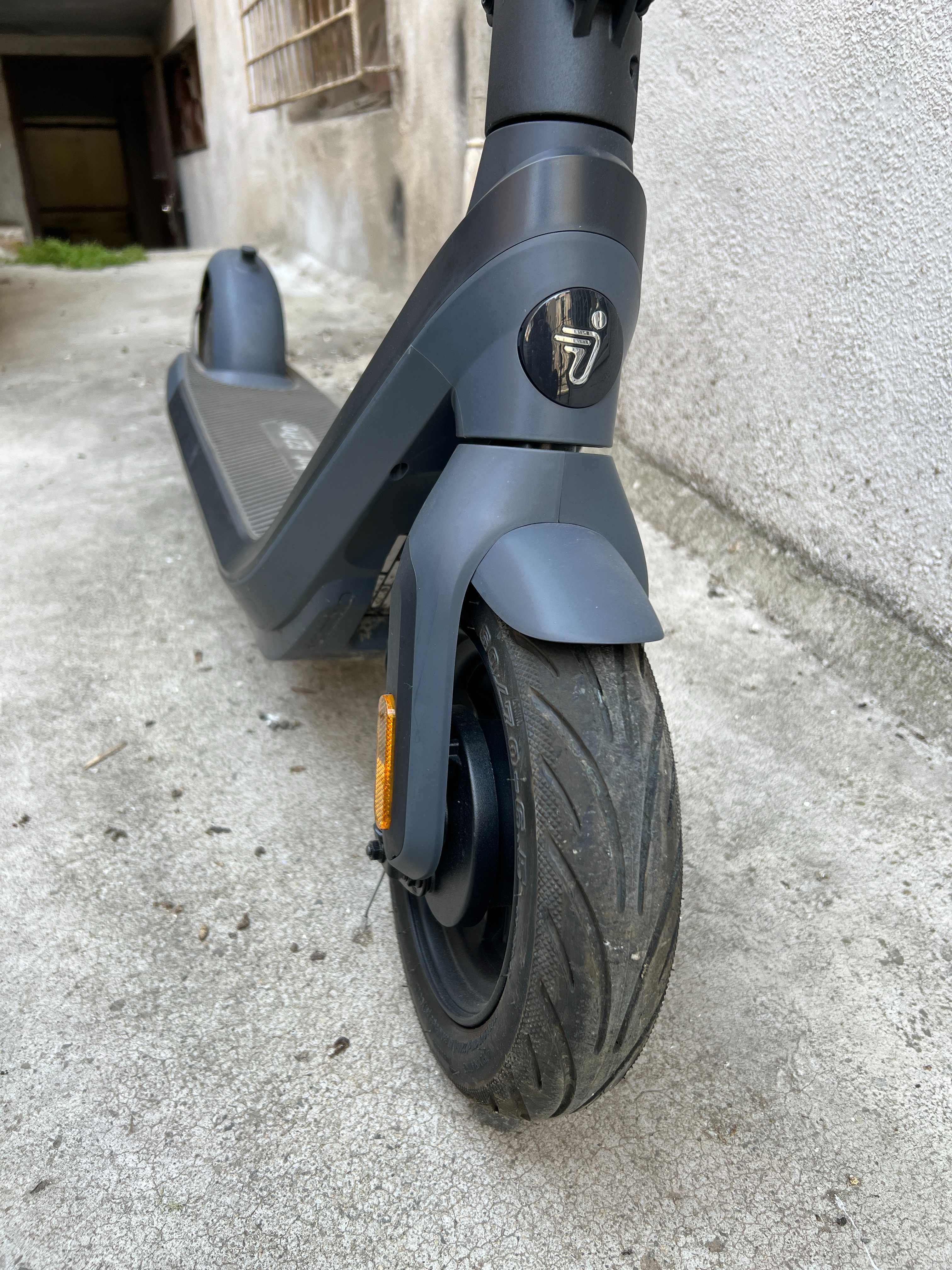 Електрическа тротинетка Segway Ninebot E2E Pro