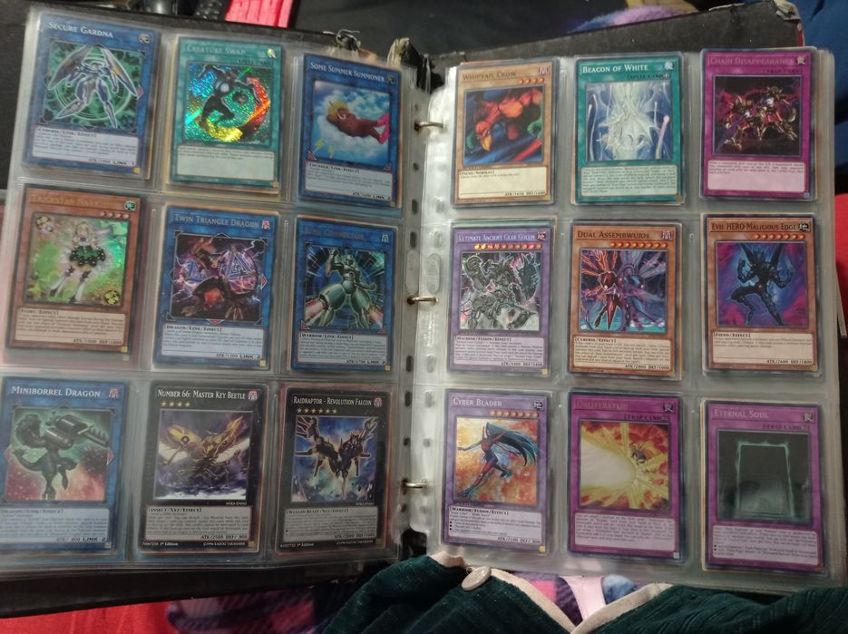 Yu-Gi-Oh cards, Югио карти