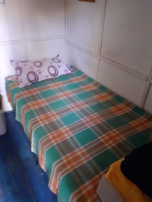 PAVILION APICOL, fără albine