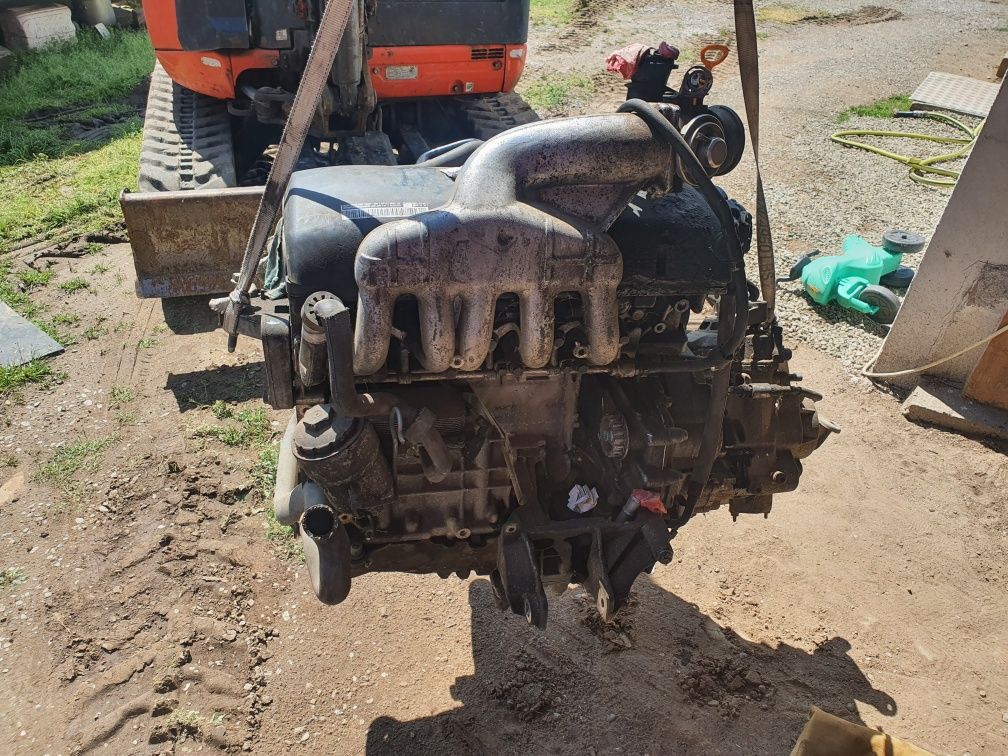 Motor VW  AXD 2.5 tdi dezmembrez