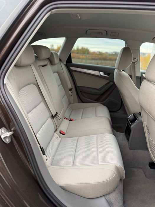 Audi A4 B8 2.0TDI 2012 Tzoll, Automat/ Euro 5 143CP