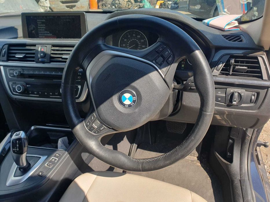 Dezmembrez BMW F30 320D Luxury 2.0D Automat 2015