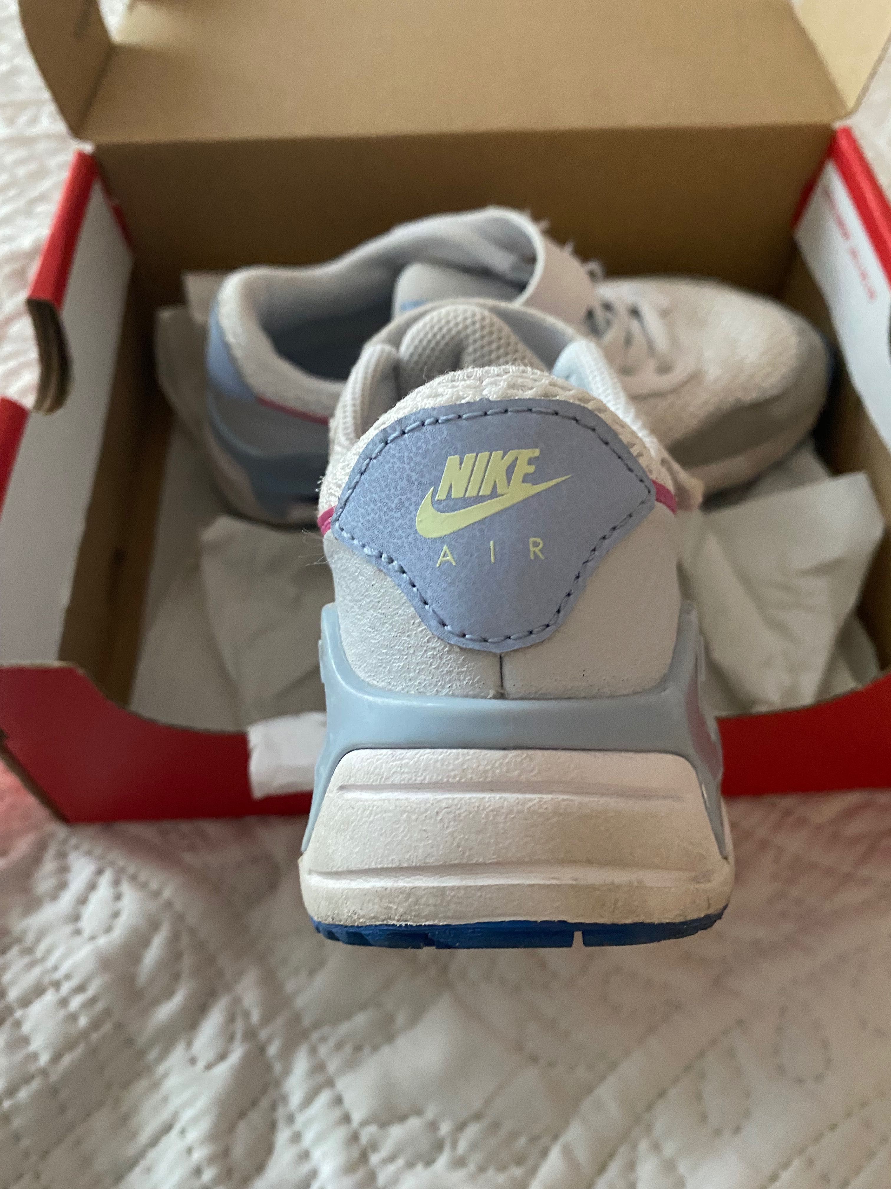 Детски оригинални маратонки NIKE размер 30