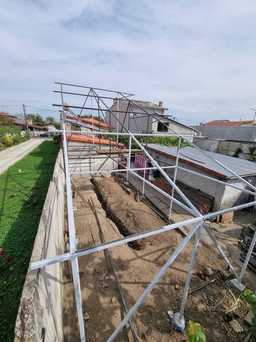 Constructii structura la sol pentru Panouri Fotovoltaice