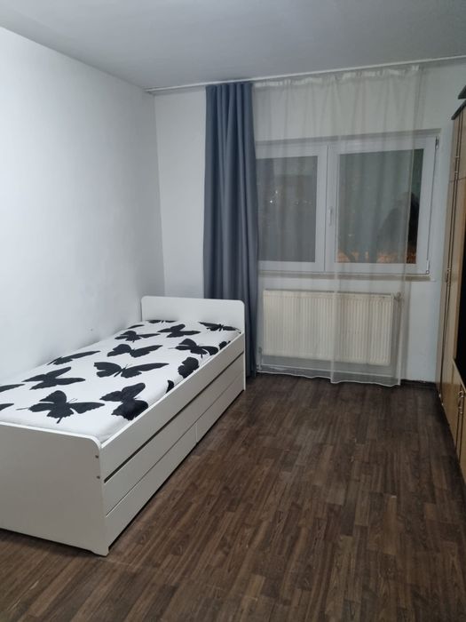 Vand garsoniera decomandata