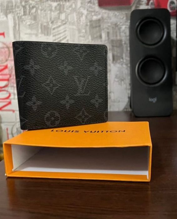 Louis Vuitton портомоне