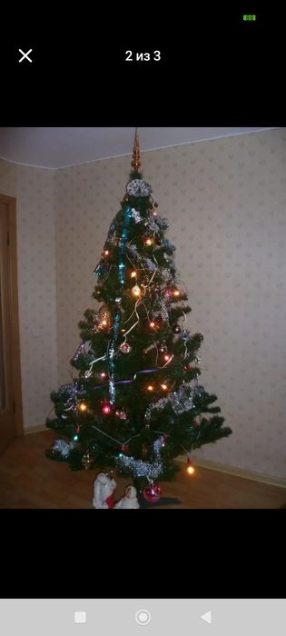 Продам ёлку с игрушками