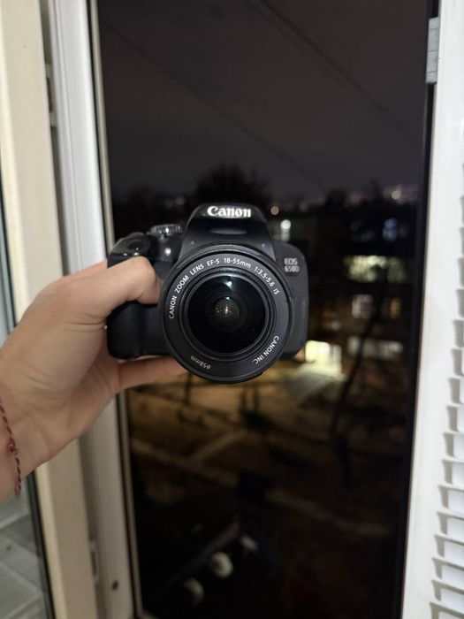 Продаю камеру Canon 650D