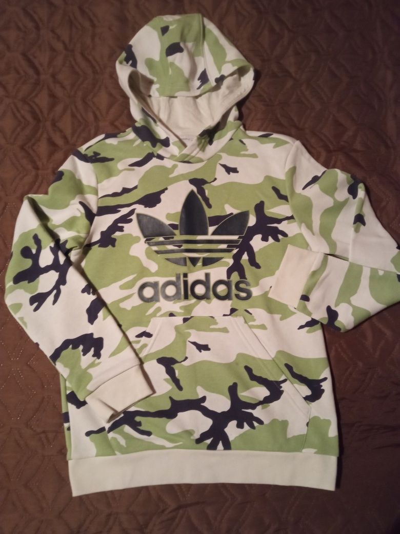 Adidas hoodie оригинал (детски)