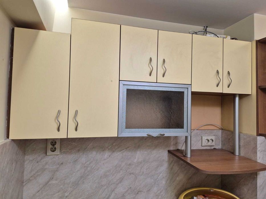 Цяла Кухня / кухненски шкафове
