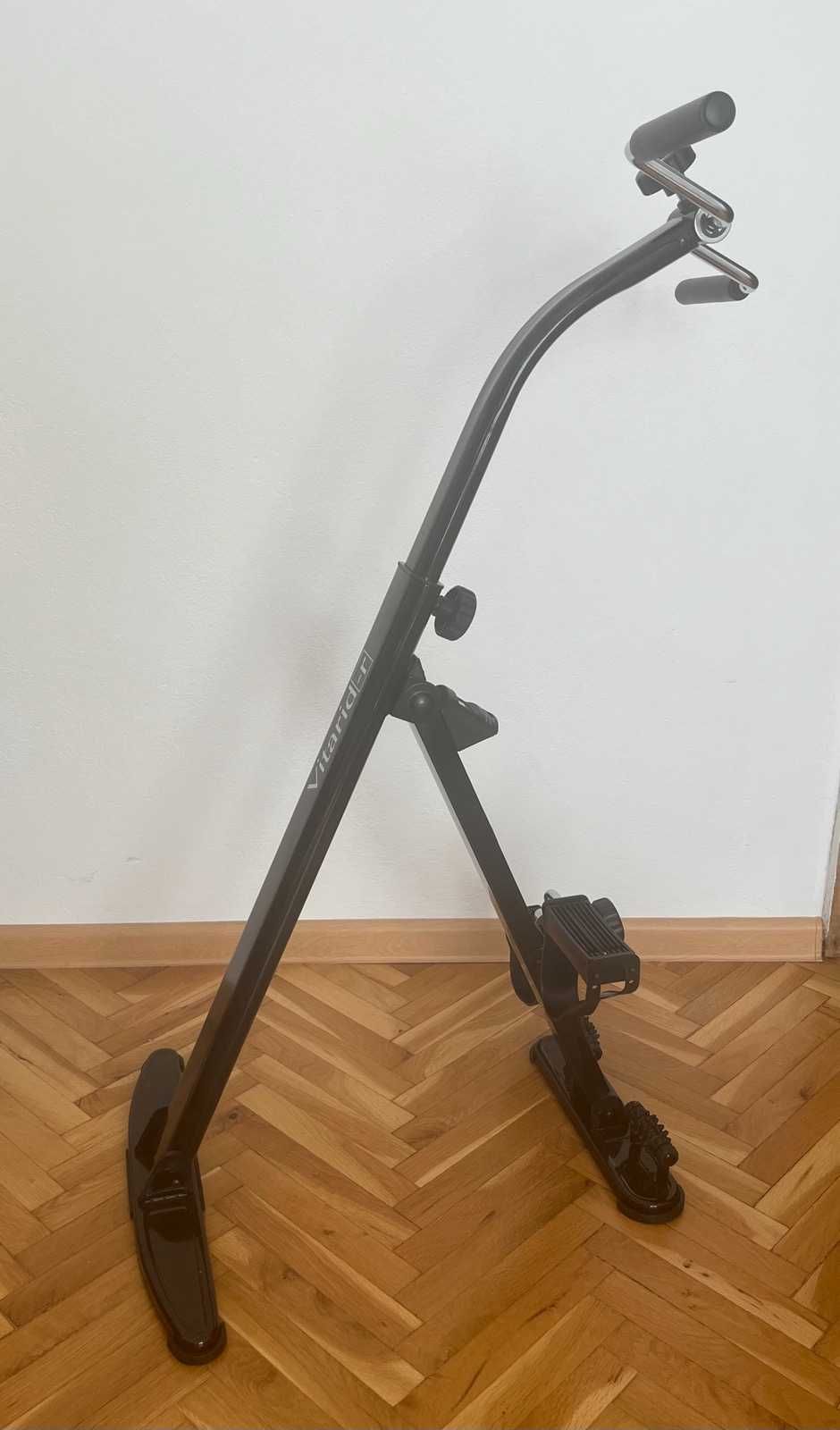 Нов Vitarid-R Статичен Велосипед - Идеално за Упражнения у Дома