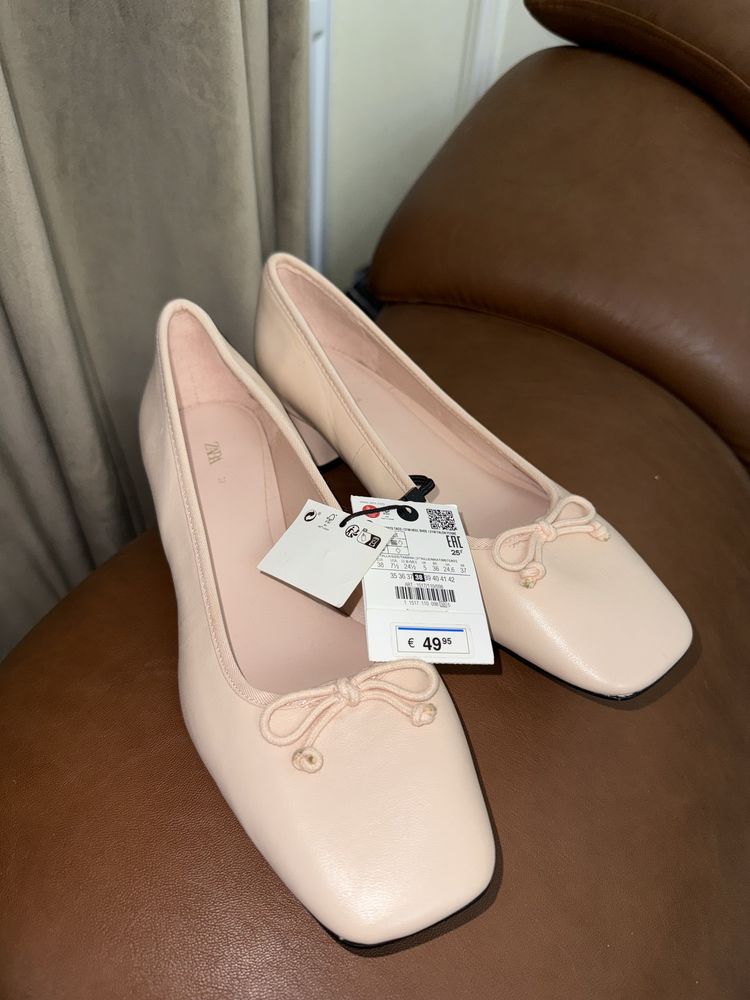 Zara балетки новые