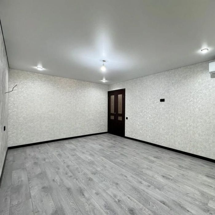 гибкий мрамор а так же натяжные потолки и ремонт квартир