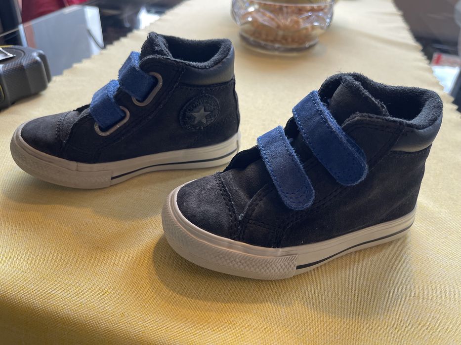 Зара 28 номер,кецове Converse 22 номер,Nike Court 22 р-р