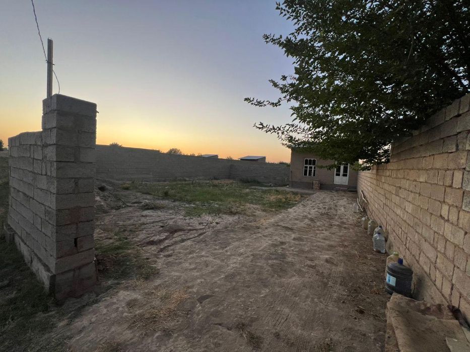 Yer uchastok sotiladi