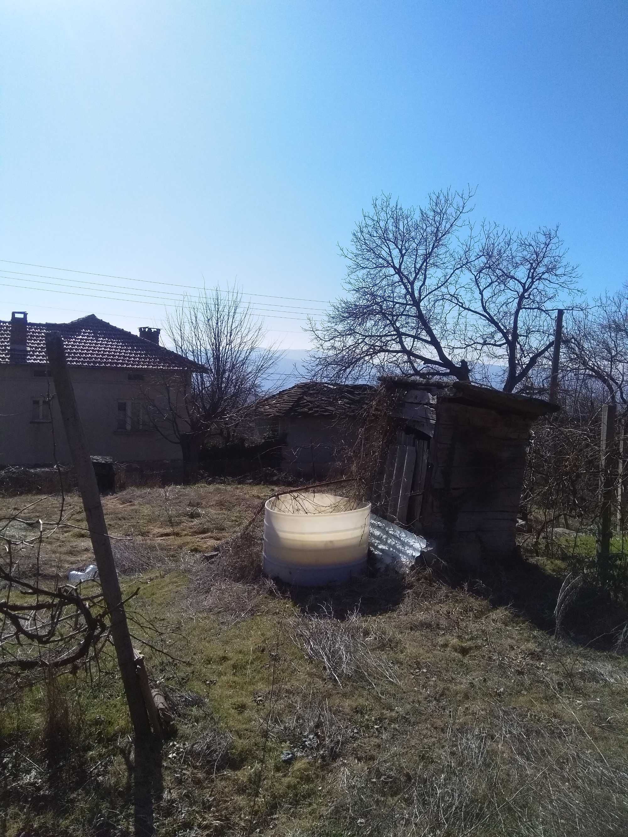 Селска къща близо до Севлиево