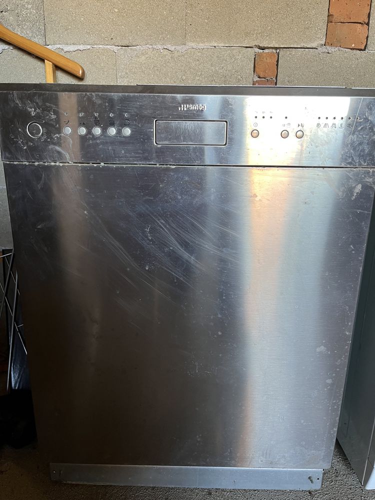 Продавам съдомиялни HAIER WQP6-3 и Smeg  DWF612SS