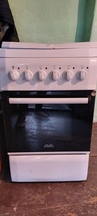 Продам электроплиту