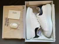 Alexander Mcqueen