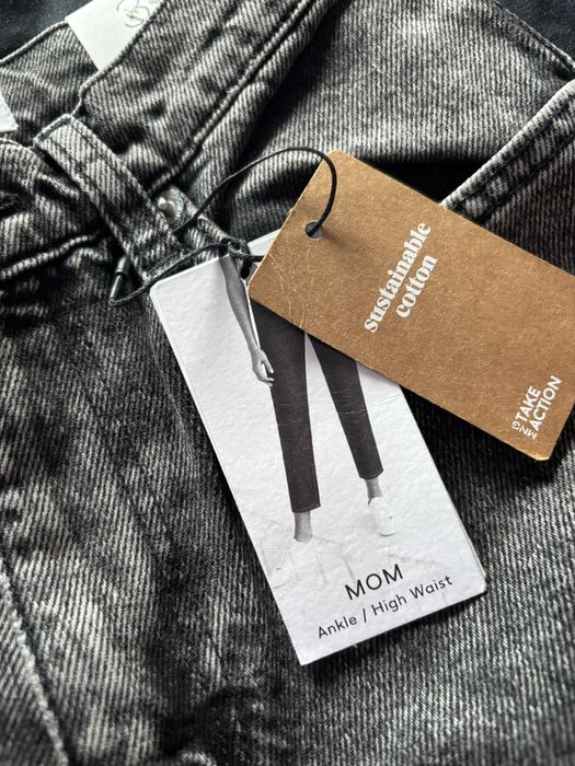 Чисто нови дънки Mango Mom Fit