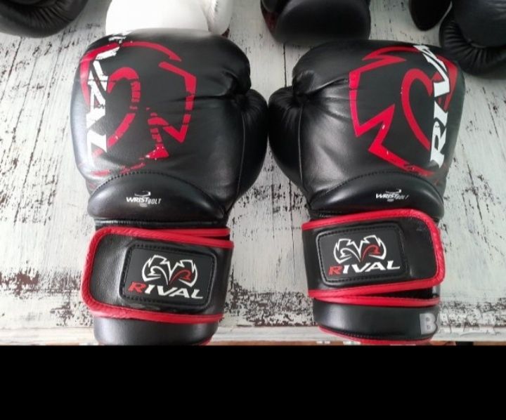 Боксови ръкавици Rival RS4 Aero Sparring Gloves, висок клас боксови ръ
