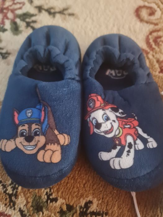 Adidasi + papuci de casa(25)cadou