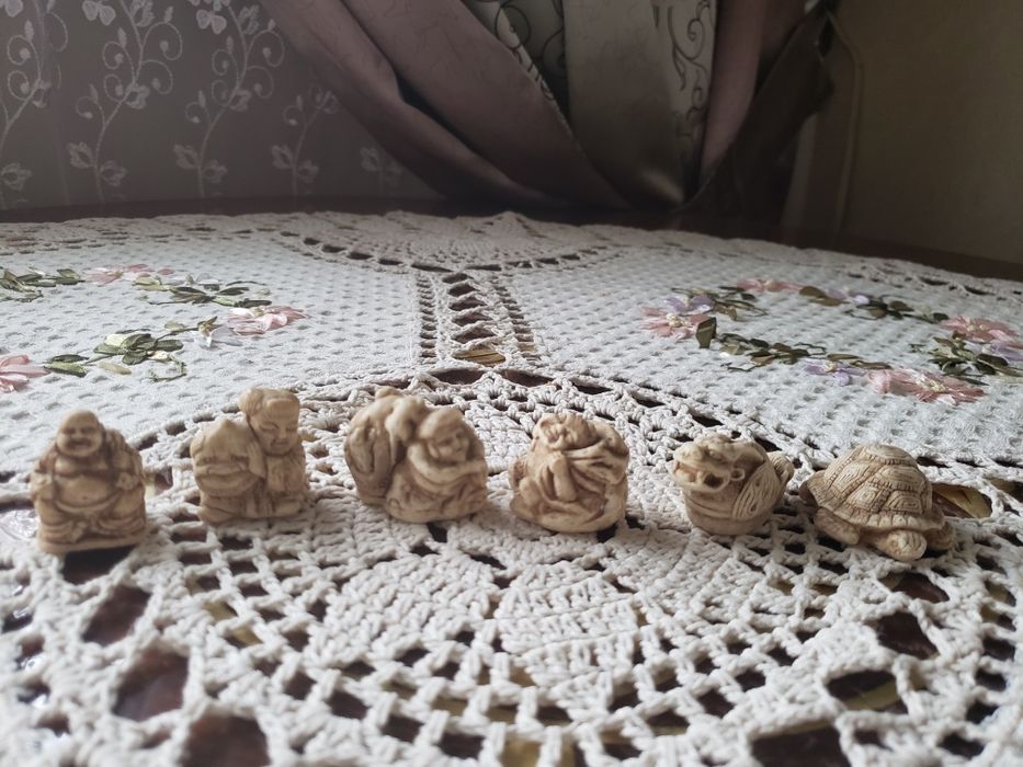 Статуэтки Фигурки нэцкэ