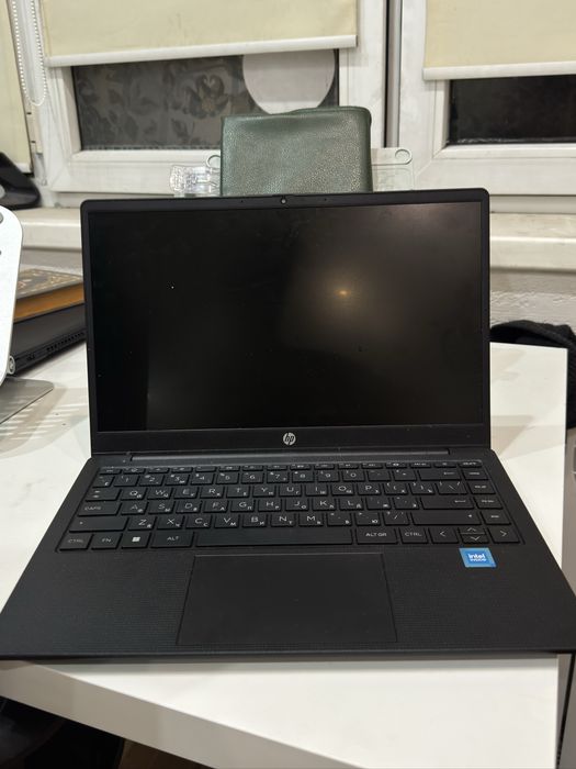 Ноутбук HP 14 14" / 8 Гб / SSD 512 Гб  / 14-ep0025ci