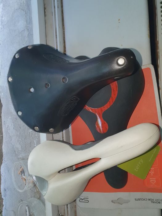 Șei bicicleta noi Brooks, Selle Royal, Terry Fly
