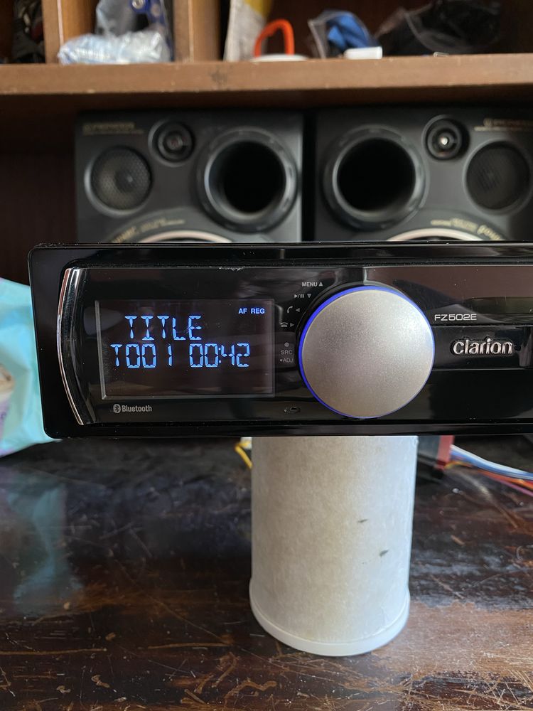 CLARION FZ502E - УНИКАТ - BLUETOOTH, USB, Радио плеър за кола сд cd