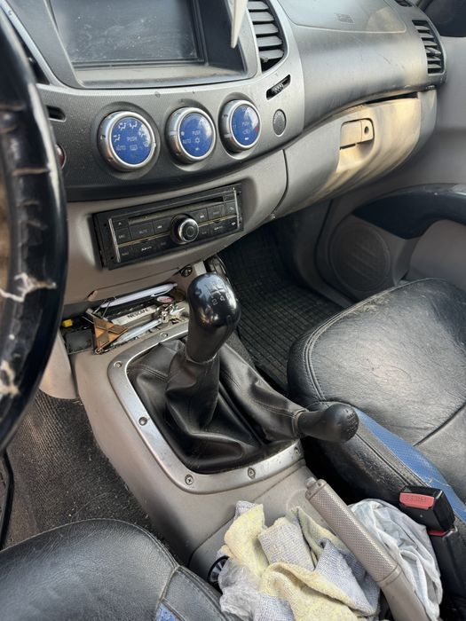 Vand Mitsubishi L200