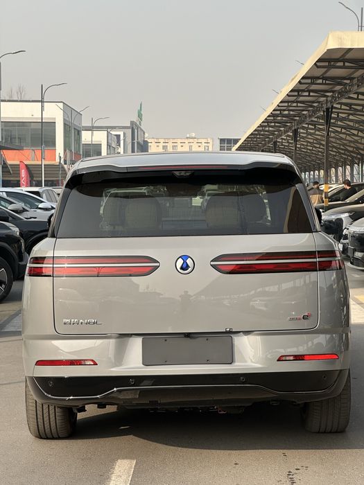 BYD Denza N8L (long) e3 , Flagship 2025 nalichiyada