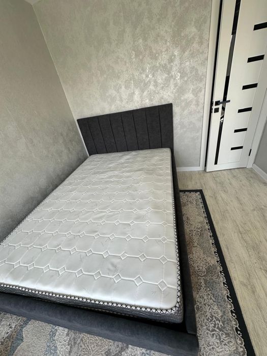 Продам матрас размеры 140х200