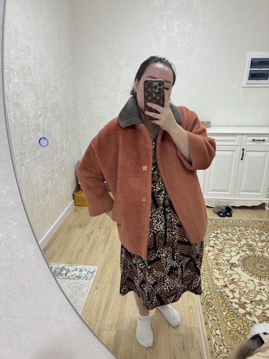 Шуба Лама сатылады жағасы Норка натуралка