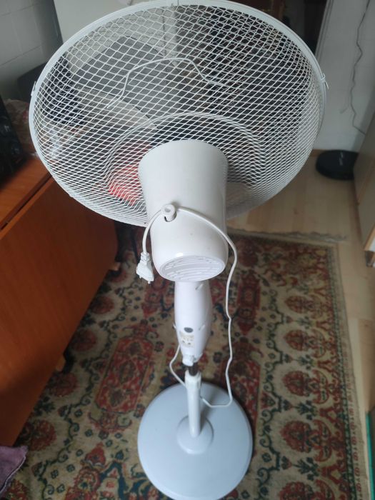 ventilator cu picior vortex aproape NOU