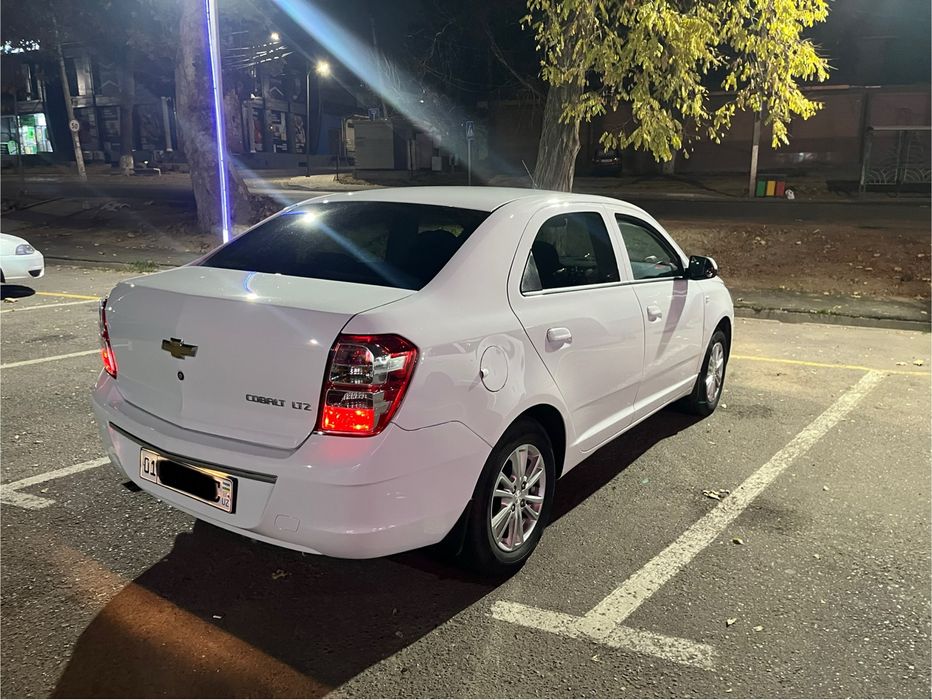 Кобальт 2025 автомат сотилади