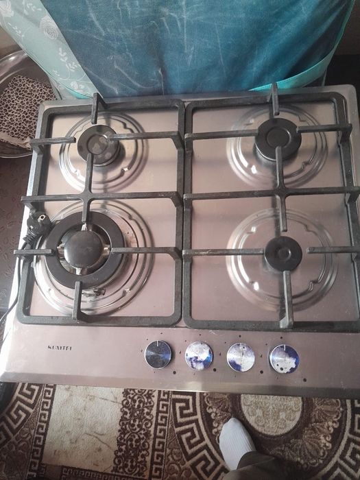 Газ плита сатылады.Бағасы 35000т