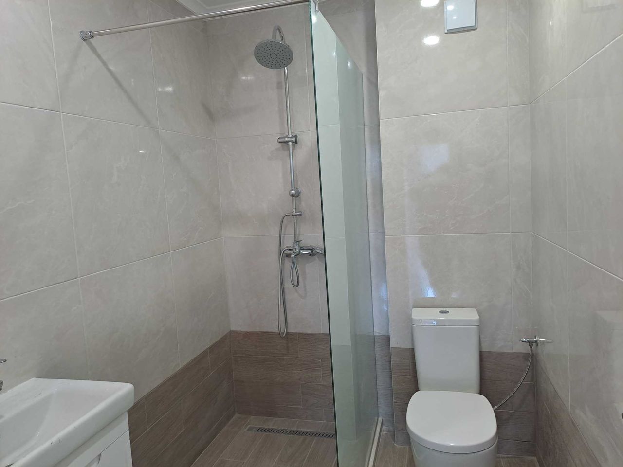 Продава се Тристаен апартамент в к.к. Св.Св. Константин и Елена - 115 кв.м за 2160 €/кв.м - Снимка #12