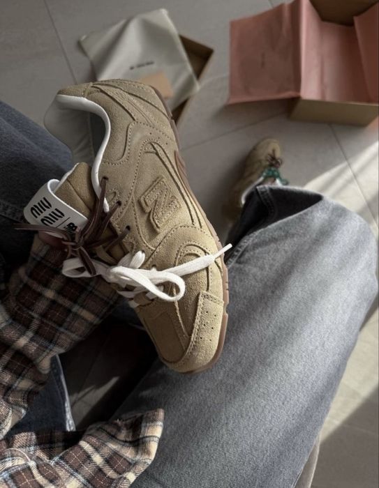 Дамски маратонки New Balance X Miu Miu 530 SL Light Brown