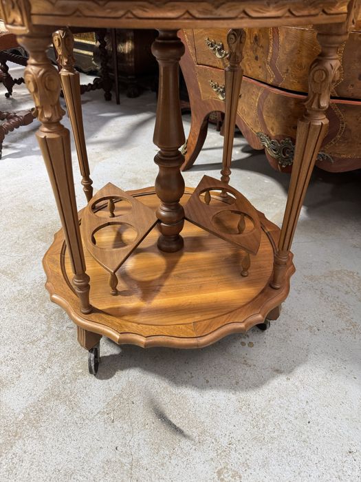 Gheridon rotund din lemn masiv