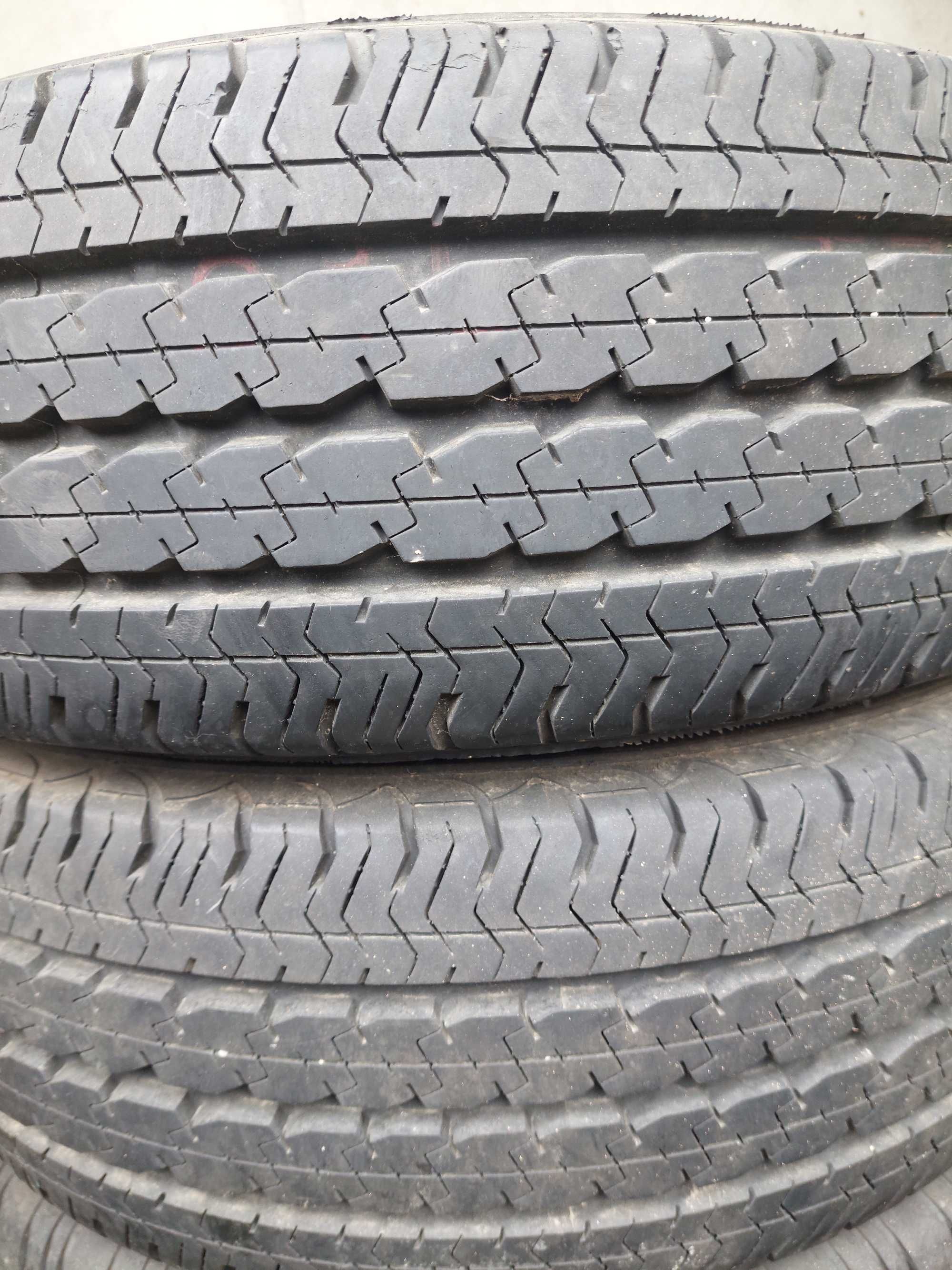 205 65 15C,cate 2buc vara noi,PIRELLI si CONTINENTAL