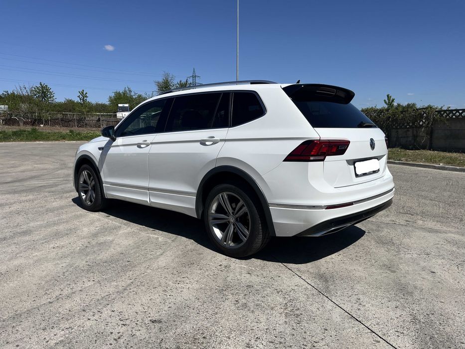 Volkswagen Tiguan Allspace 2xR-Line 2.0TDI 150CP DSG Virtual MatrixLED