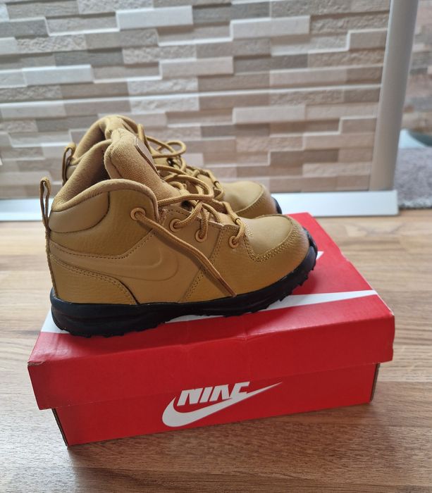 Ghete Nike Mărimea 27