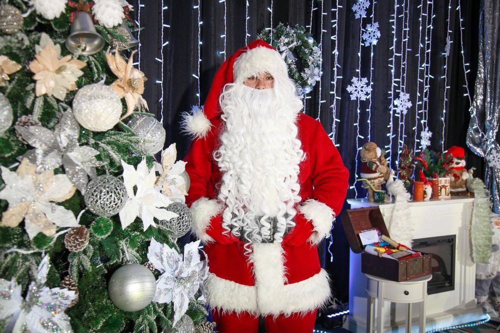 Moș Craciun disponibil pentru evenimente și petreceri!!