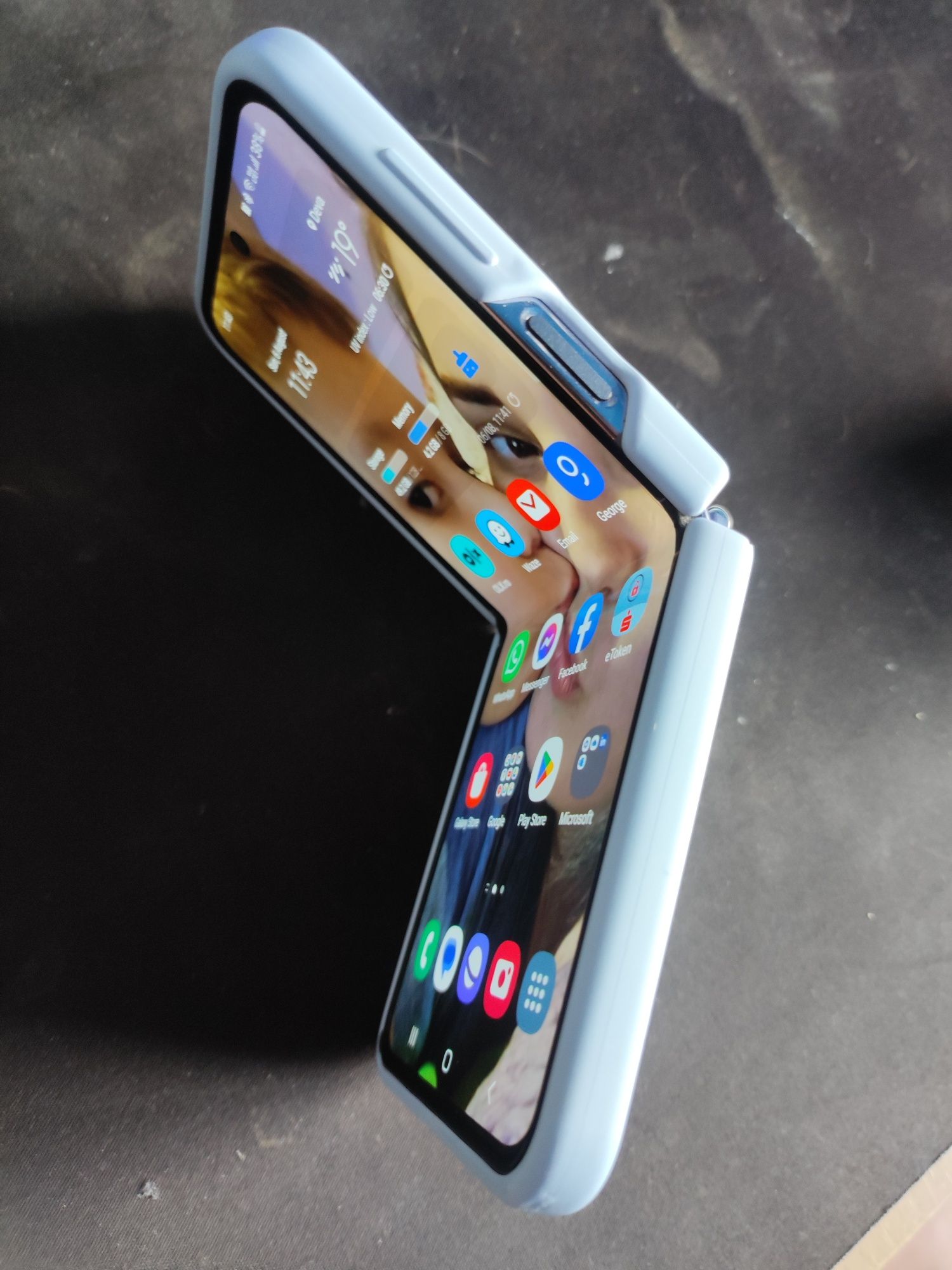 Telefon Mobil Android Samsung Galaxy Z Flip 4 128gb albastru la cutie