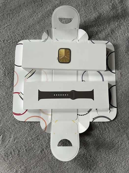 Apple Watch 9 45mm Gold Stainless Steel Celluar ПЕРФЕКТЕН!