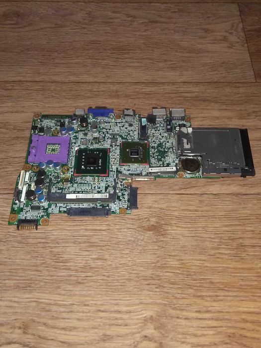 Продам материнскую плату от ноутбука Fujitsu-Siemens AMILO Pi 3540