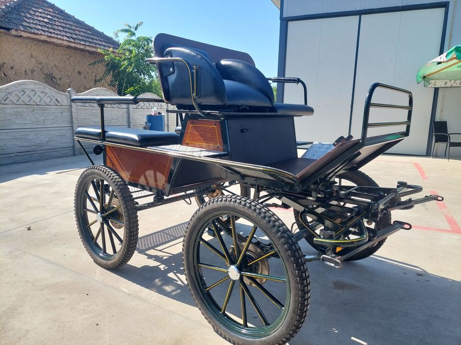 Vând trasura maraton